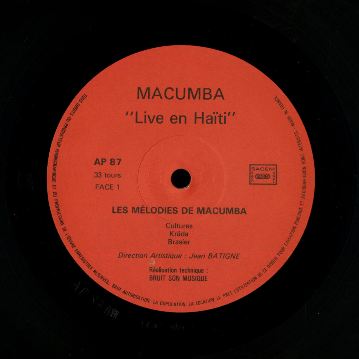 Macumba Percussions – Live En Haiti