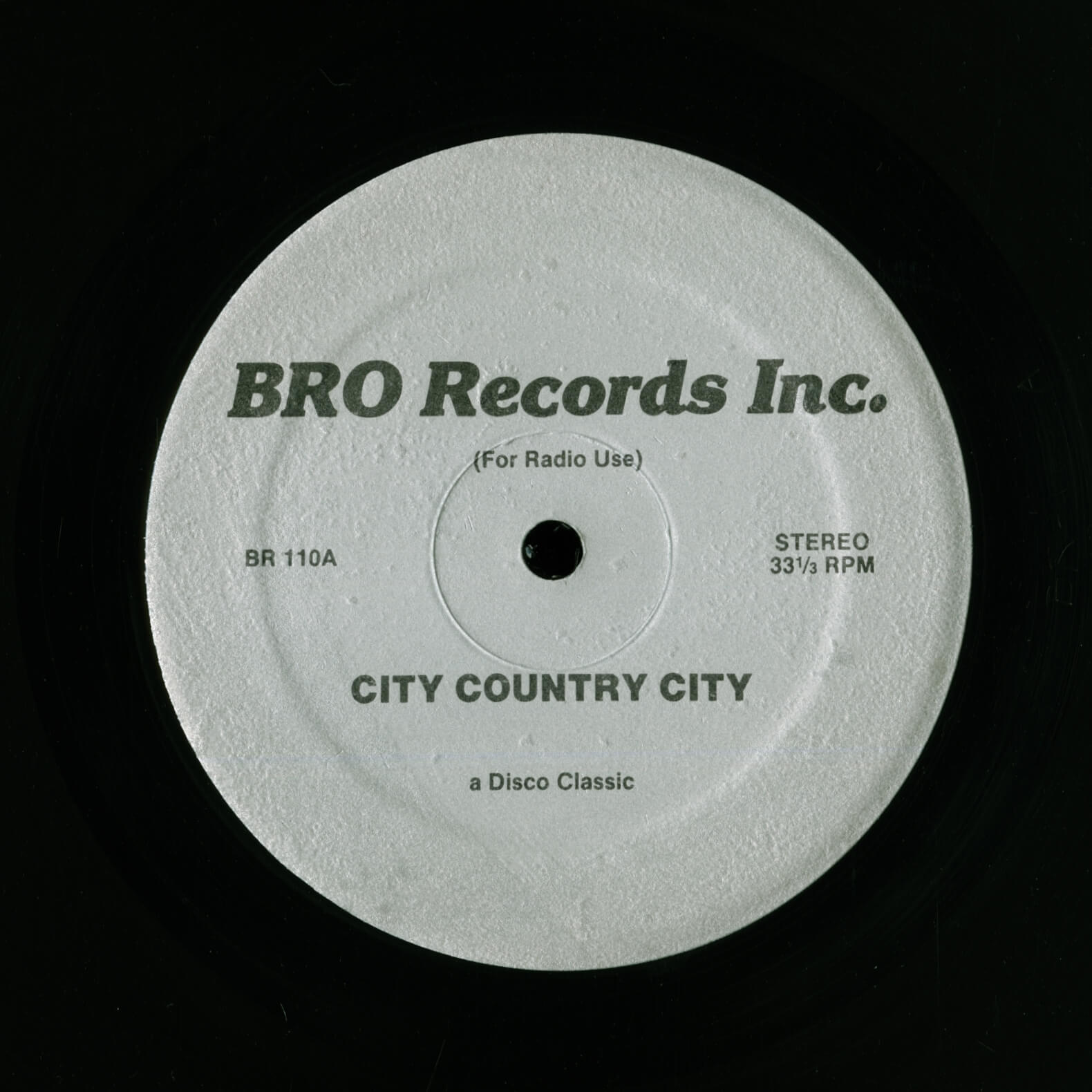 War / Alfredo De La Fé – City Country City / Hot To Trot