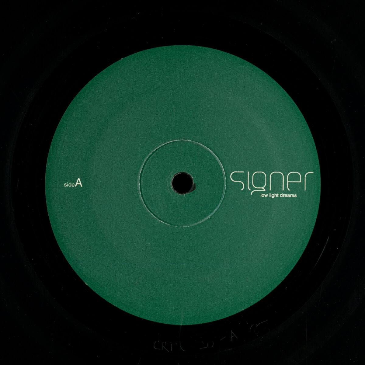 Signer – Low Light Dreams